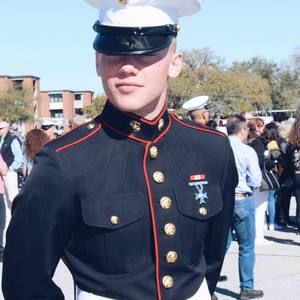 Meet your Posher, Clay